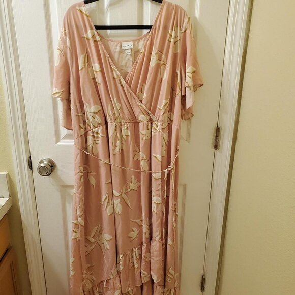Bundle of 2 plus size dresses - Picture 2 of 4